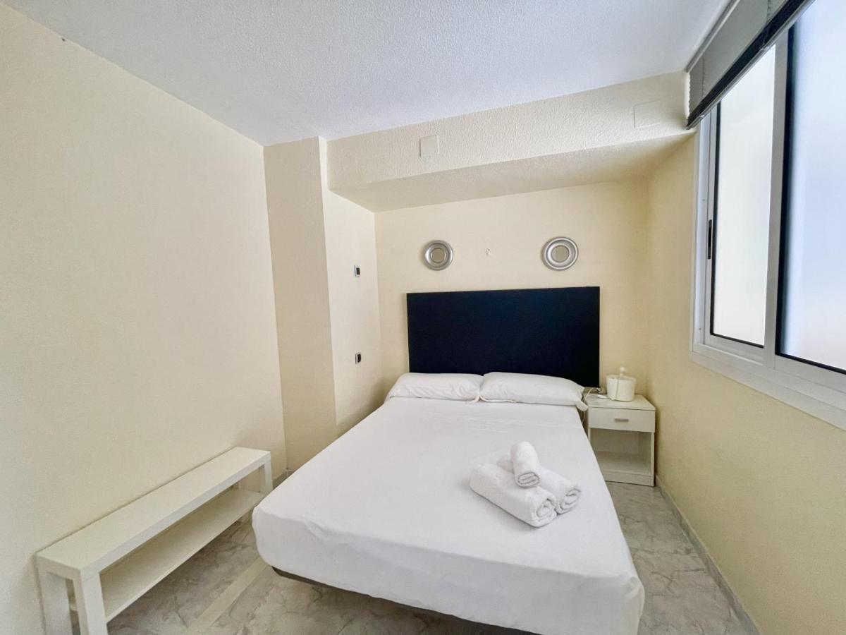 Magnificent Mediterraneo Apartment Benidorm Exteriör bild