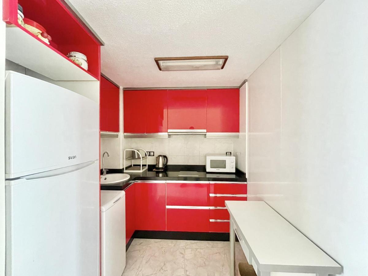 Magnificent Mediterraneo Apartment Benidorm Exteriör bild